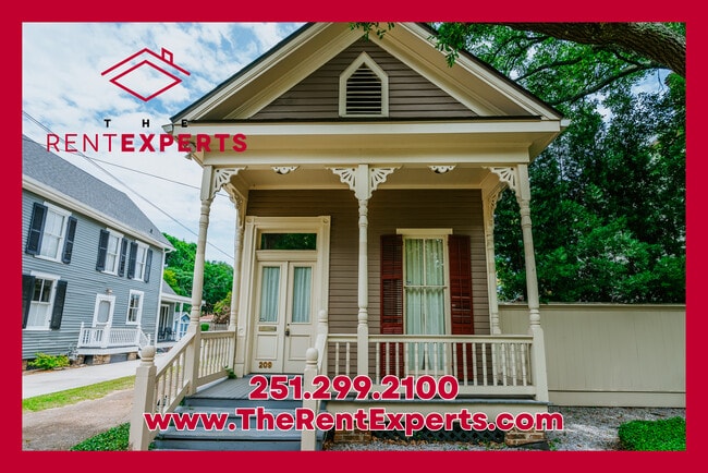 Photo - 209 S Cedar St