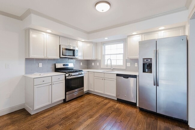 Photo - 2599 Washington St