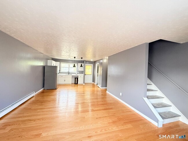 Photo - 383 Lombard St Unit 383