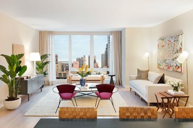 The Alyn - The Alyn Apartments