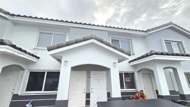 Building Photo - 7911 SW 152nd Ave Unit 1008