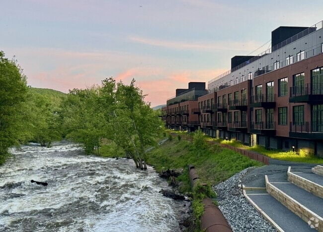 Building Photo - The Arno Rental