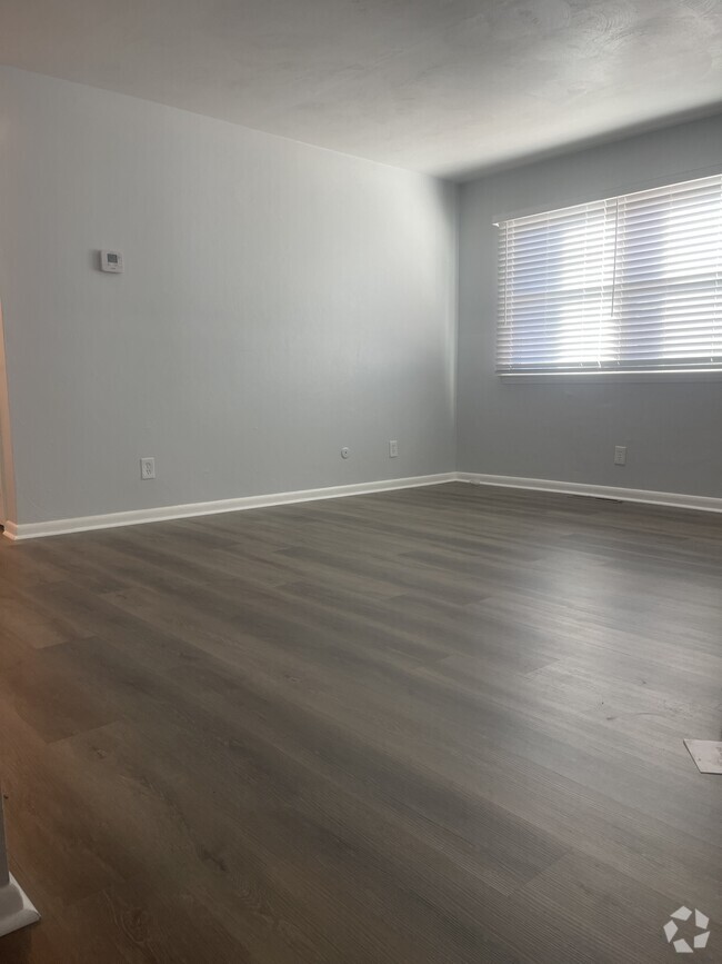 Building Photo - 421 E Little Creek Rd Unit 3 Rental