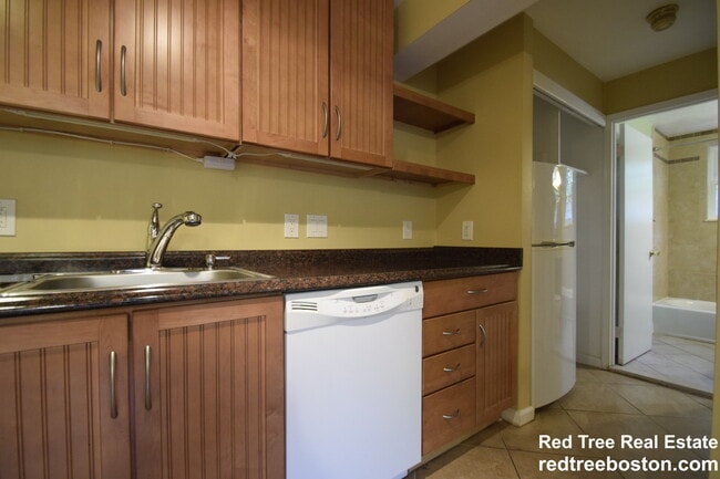 Photo - 1 Colonial Village Dr Unit 3