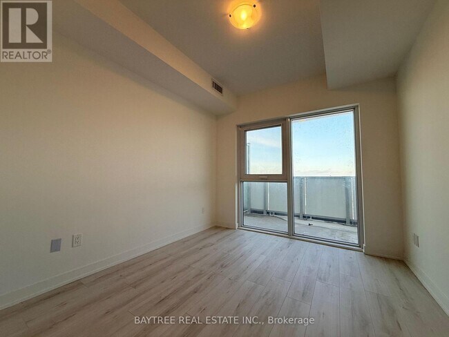 Photo - 1010 Sandy Beach Rd Unité 903