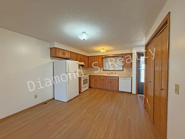 Photo - 2335 W Farm Rd 164 Unidad A