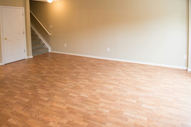 173 Royalty Cir