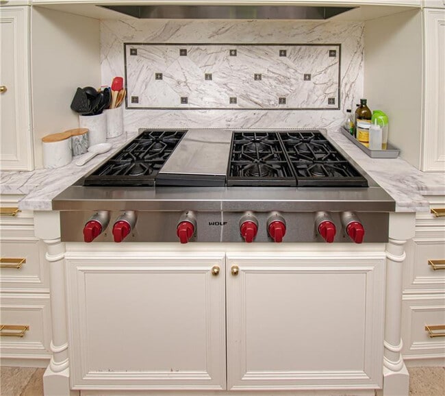 Photo - 8208 Twin Lake Dr