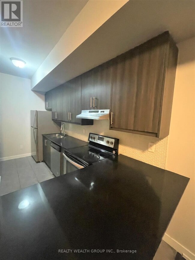 Photo - 2059 Weston Rd