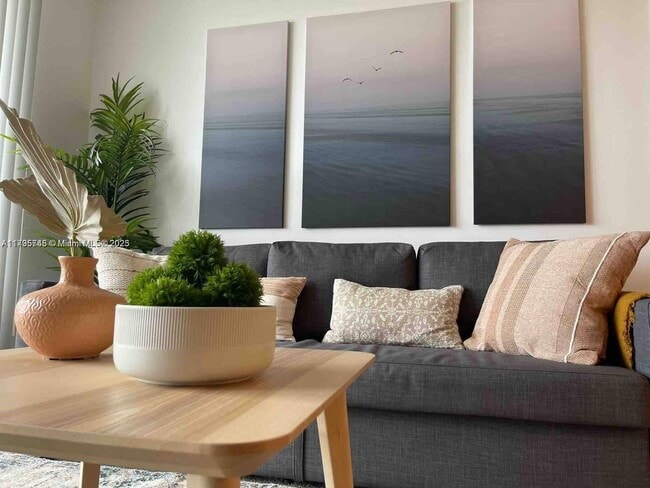 Photo - 1750 N Bayshore Dr Unit 2211