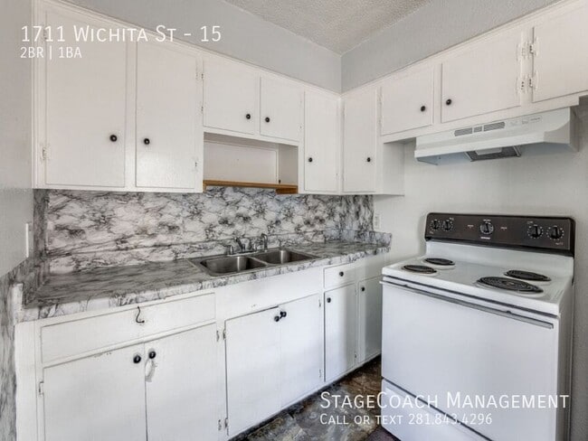Building Photo - 1711 Wichita St Unit 15 Rental