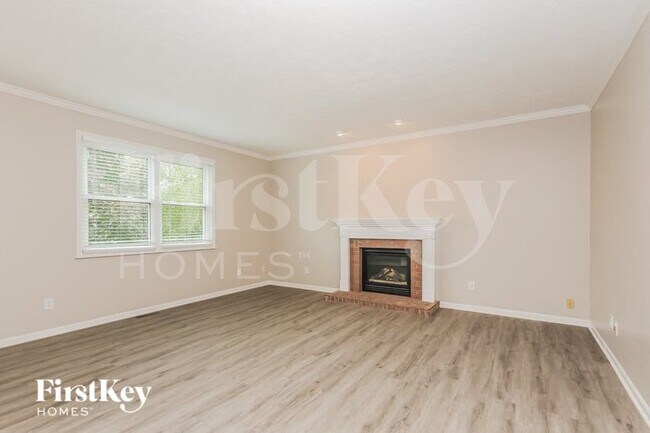 35 Arbor Hills Dr