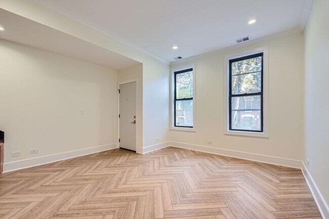 Photo - 3 bedroom in Chicago IL 60647 Unidad 1