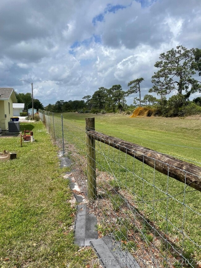 Photo - 18905 SE Southgate Dr