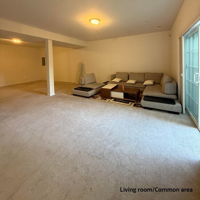 11614 Neon Rd Unidad Basement