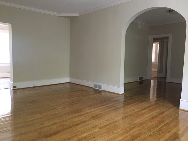 230 S Gregg St Unit 230