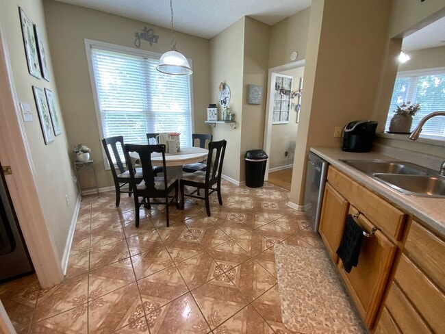 Photo - Welcome to Raintree Subdivision!