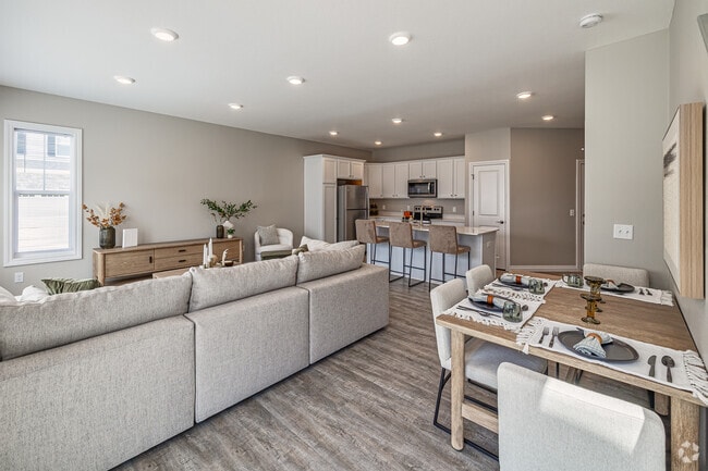 3BD, 2.5BA - 1600SF
