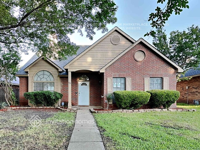 Photo - 4317 Saugus Dr House