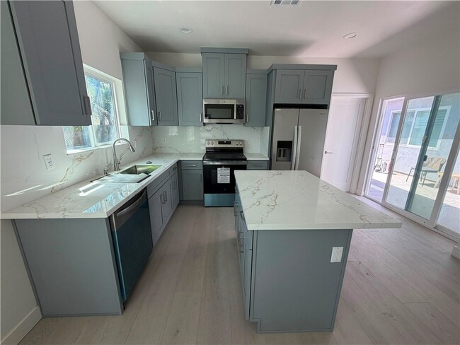 16302 Mt Nimbus St