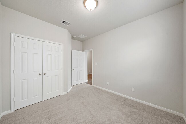 Photo - 6010 Kolle Dr