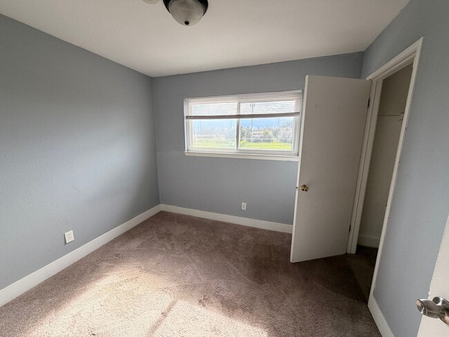 Photo - 1298 W Capitol Ave