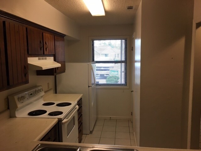 Photo - 2 bedroom 2 bath Townhome!