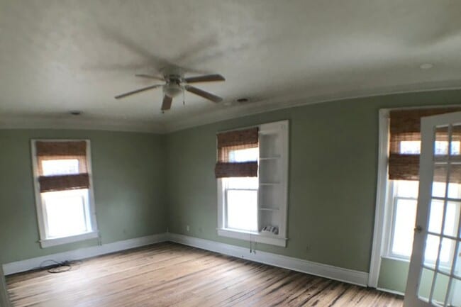 family room - 235 S Market St Unit 235.5