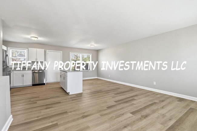 Photo - 1601 Carfax Dr