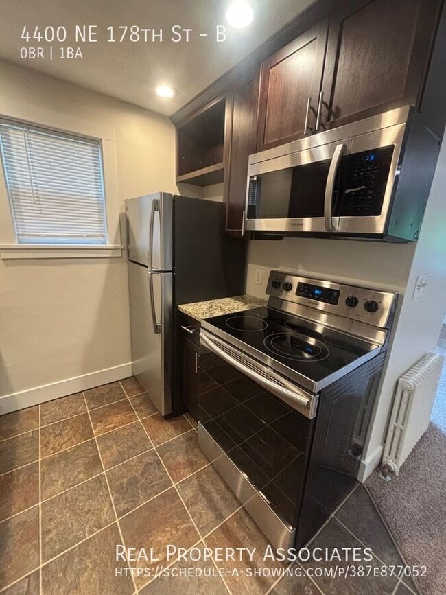 Photo - 4400 NE 178th St Unit B