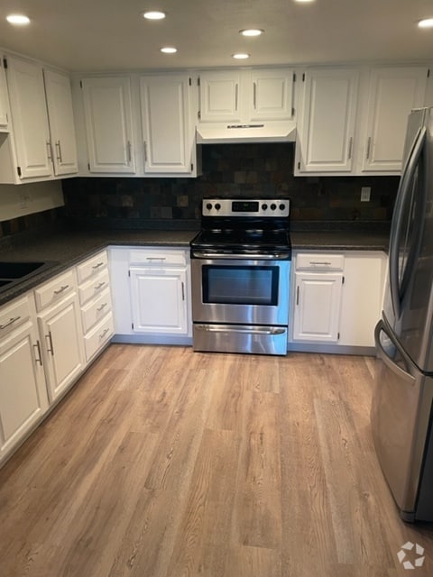 Building Photo - 7840 E Camelback Rd Unit 403 Rental