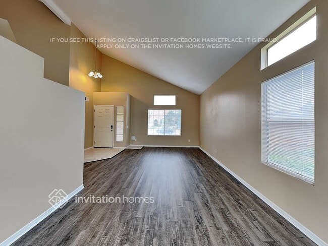 Photo - 22579 Naranja St