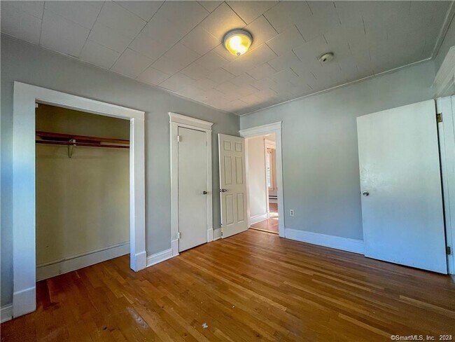Photo - 155 Southmayd Rd Unit 3