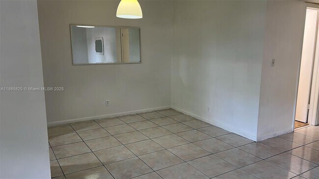 Photo - 8704 NW 35th St Unidad 208 Rental