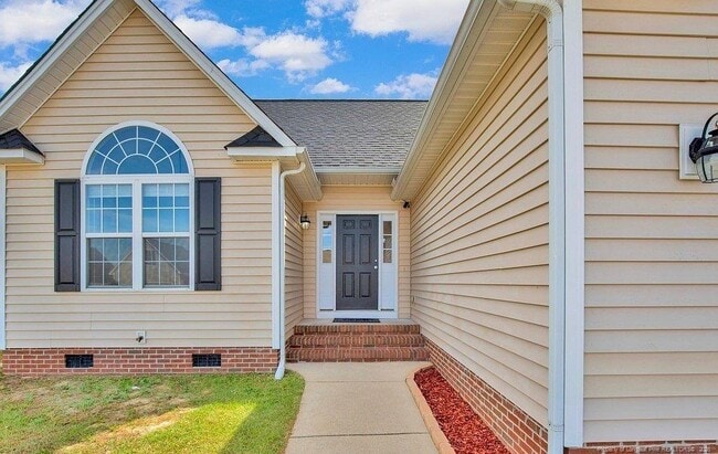 Photo - 1475 Avoncroft Dr