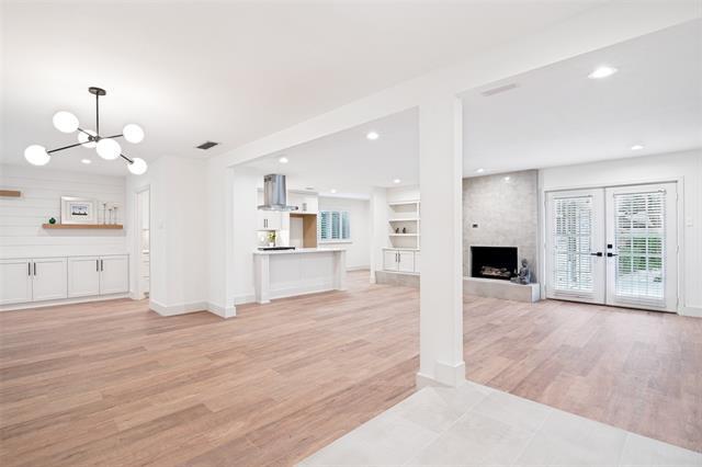Photo - 3817 Crestpark Dr