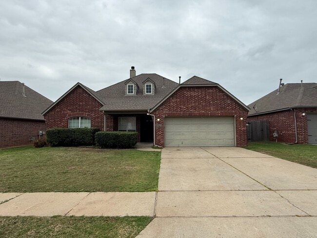 Building Photo - Welcome to this stunning 3-bedroom, 2-bathroom home located in the desirable Broken Arrow, OK.