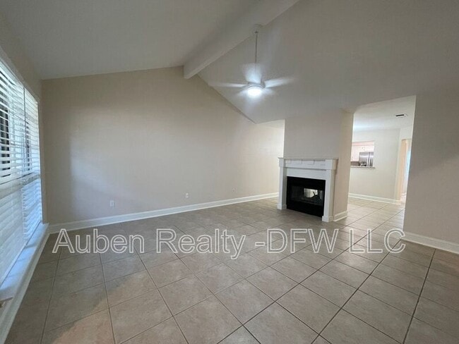 Photo - 2916 Kathleen Ln