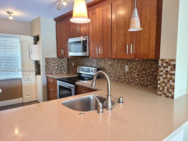 Photo - 14273 SW 121st Pl Unit 3