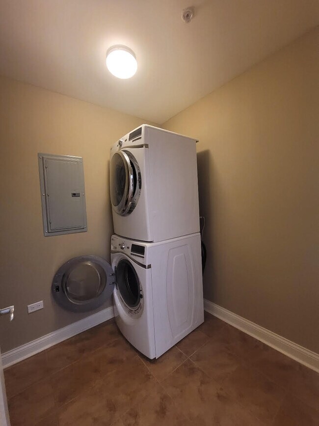 Photo - 1 Itasca Pl Unit TWO BEDS