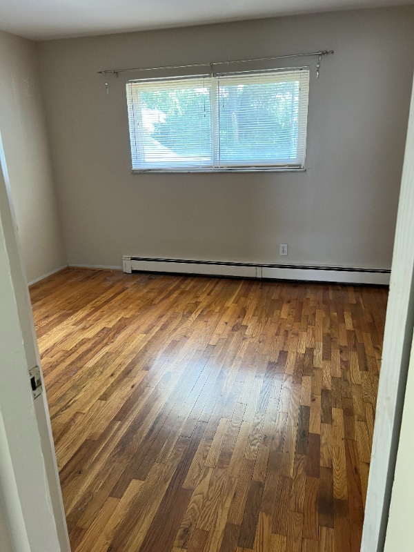 Building Photo - 810 Forest Ave Rental