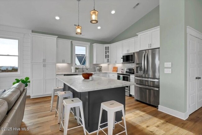 Photo - 3547 Island Dr