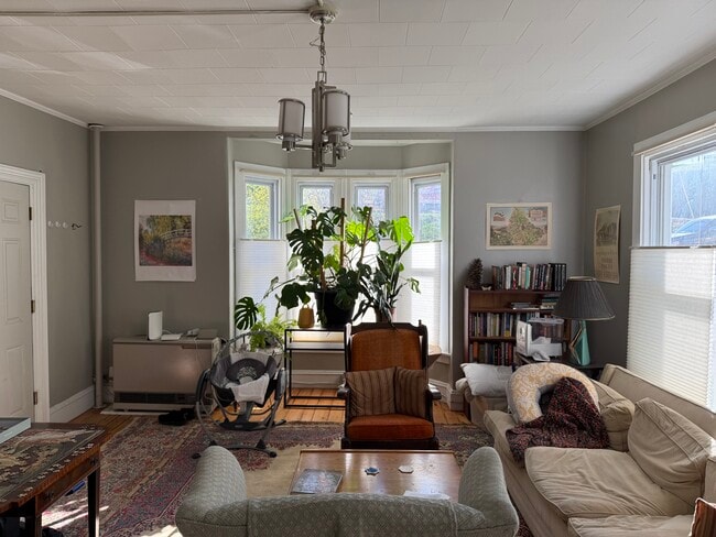 Photo - 10 Gilman St Unit 2