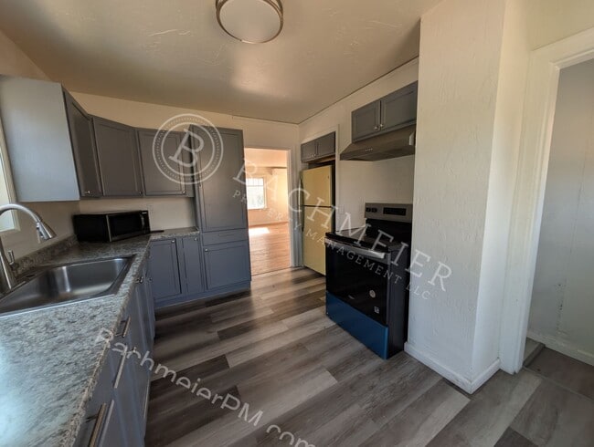 Photo - 900 NW Furnish Ave Unit 900 NW Furnish Ave