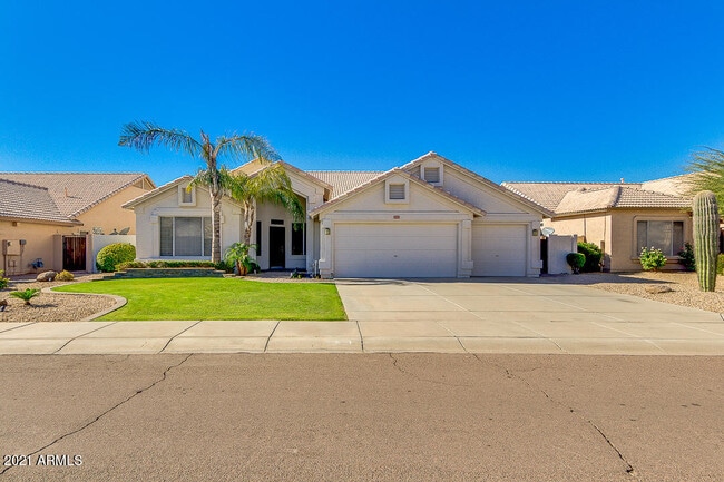 Photo - 2460 N 132nd Ave House