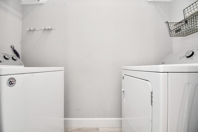 Photo - 308 Palmer St