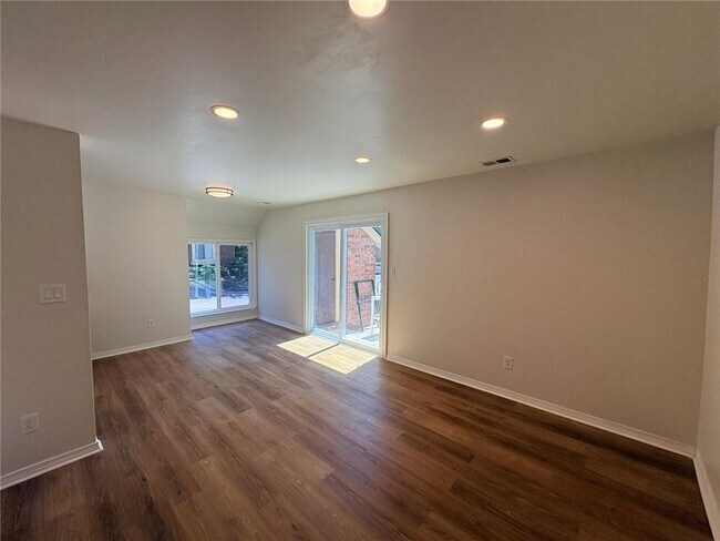 Photo - 25 Country Pl Ct