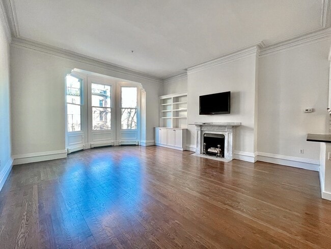 Photo - 177 Beacon St Unit 3
