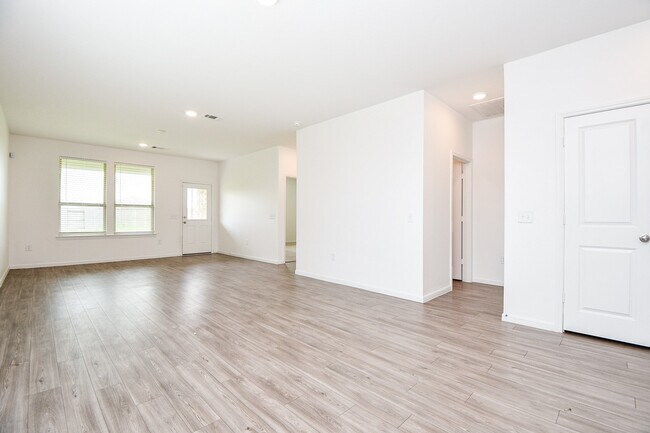 Photo - 21158 Coral Blossom Ln