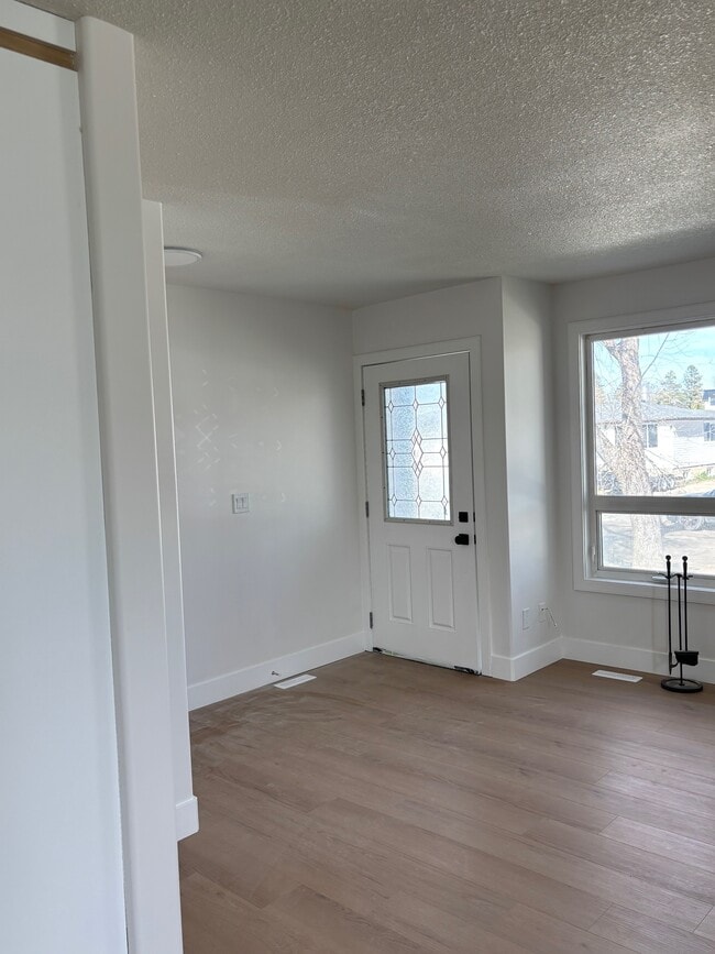 Photo - 9540-9150 150 St NW